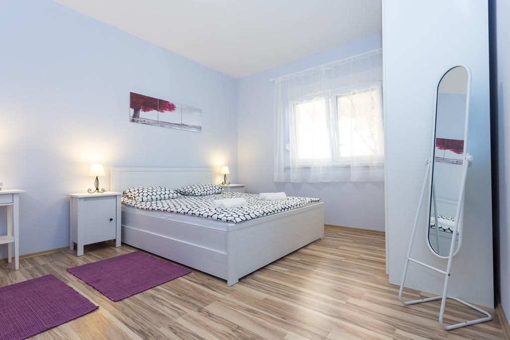 Apartment Perunika 扎达尔 外观 照片